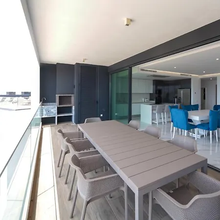 Luxury With Stunning Sea Views Daire