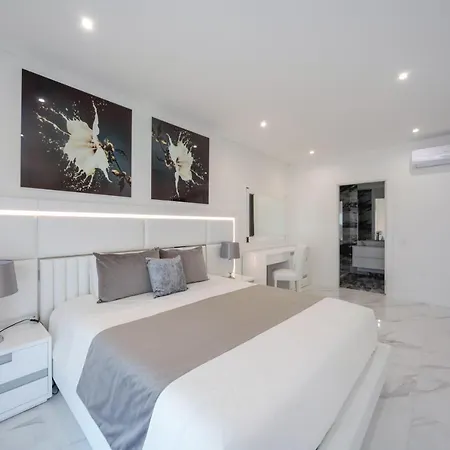 Luxury With Stunning Sea Views *