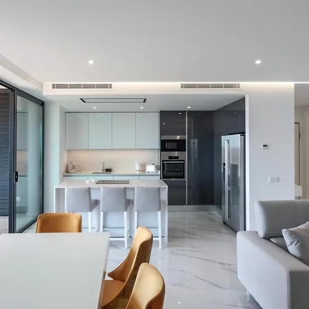 Luxury With Stunning Sea Views 公寓 波尔蒂芒