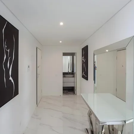 Luxury With Stunning Sea Views Portimão