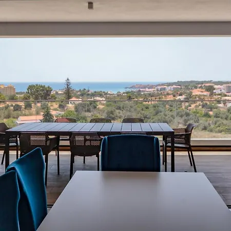 Luxury With Stunning Sea Views